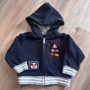 Vtg Disney World Hoodie with Mickey Mouse Patch
